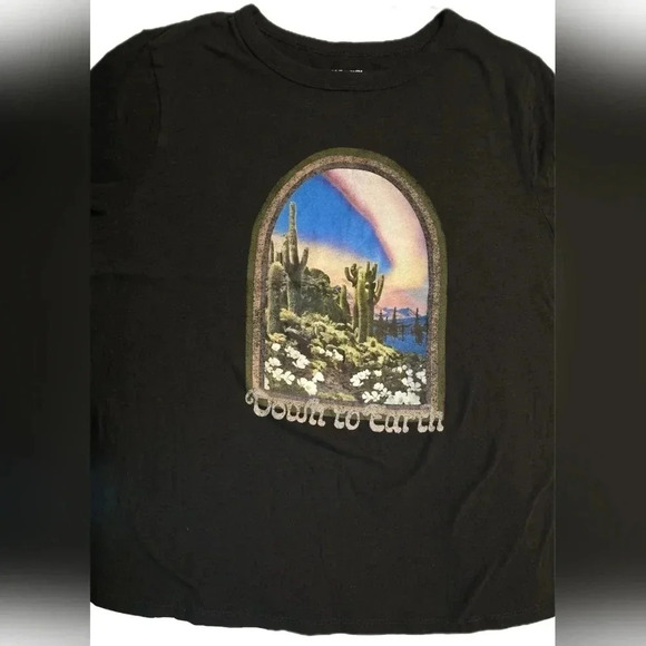 Old Navy Tops - Old Navy, Size XL, Black EveryWear Graphic T-Shirt